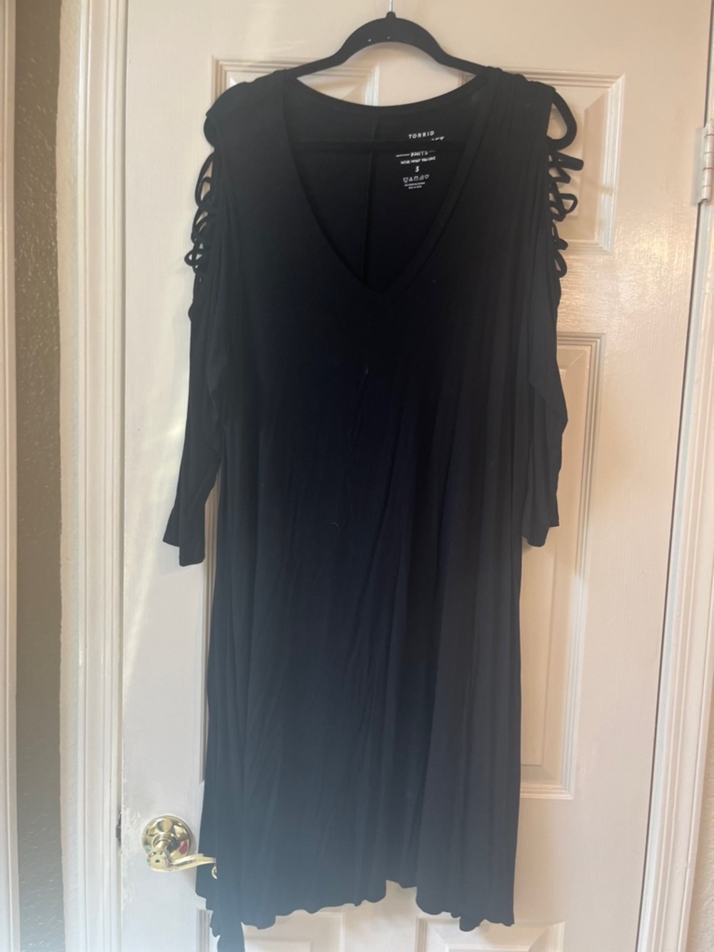 torrid Black V-Neck Cold-Shoulder Dress